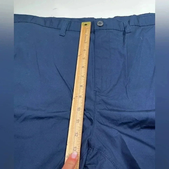 Eddie Bauer Shorts Navy Blue Mr Camano Shorts NWT Size 46 Cotton Chino - Picture 10 of 11